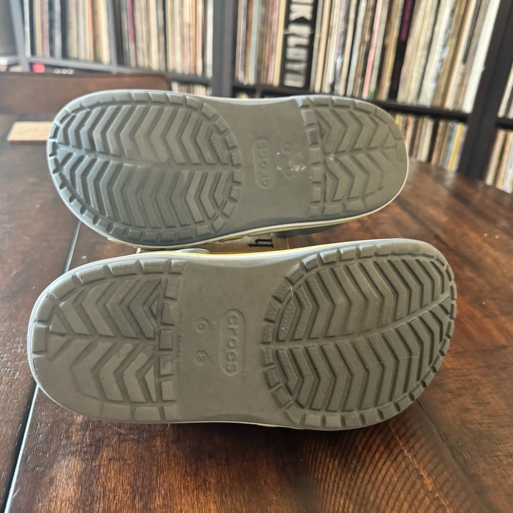 CROCS Gray and Lime Sandals - Picture 5 of 10